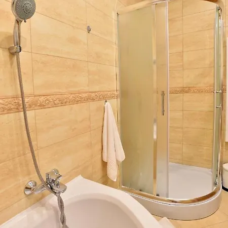 Otthonom Vendeghaz Pensiune 4*